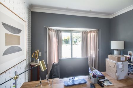 Casa de condomínio à venda com 480m², 5 quartos e 2 vagasEscritório