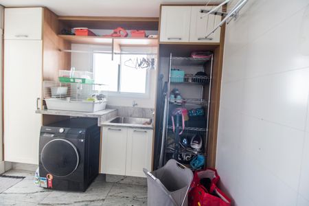 Casa de condomínio à venda com 480m², 5 quartos e 2 vagasÁrea de Serviço