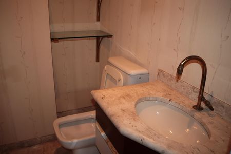 Apartamento à venda com 300m², 4 quartos e 4 vagasLavabo