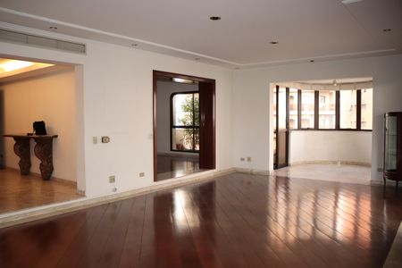 Sala de apartamento à venda com 4 quartos, 300m² em Higienópolis, São Paulo