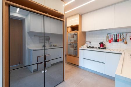 Apartamento à venda com 285m², 4 quartos e 4 vagas