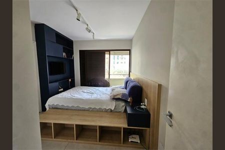 Apartamento à venda com 240m², 4 quartos e 3 vagas