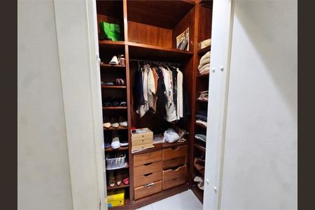 Apartamento à venda com 240m², 4 quartos e 3 vagas