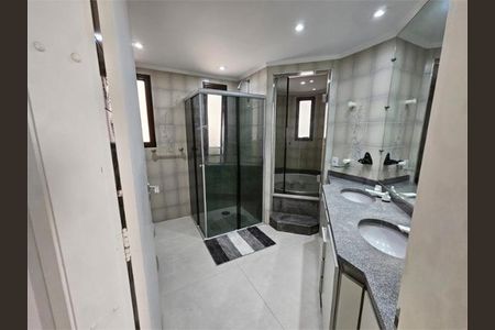 Apartamento à venda com 240m², 4 quartos e 3 vagas