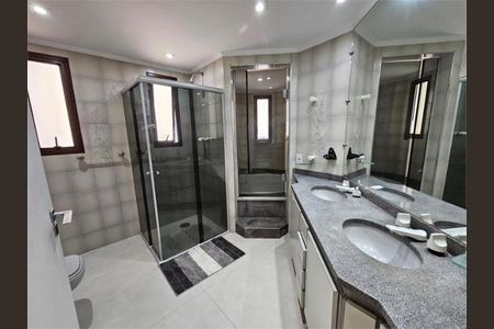 Apartamento à venda com 240m², 4 quartos e 3 vagas