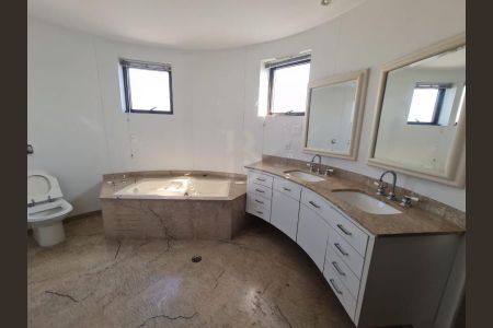 Apartamento à venda com 700m², 4 quartos e 6 vagas
