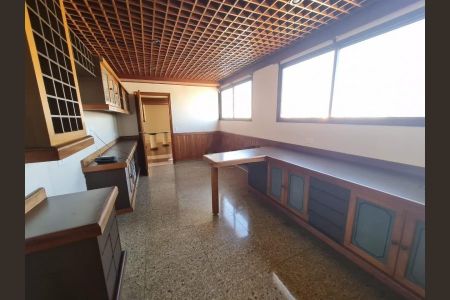 Apartamento à venda com 700m², 4 quartos e 6 vagas