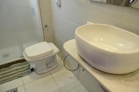 Apartamento à venda com 60m², 3 quartos e 1 vagaBanheiro