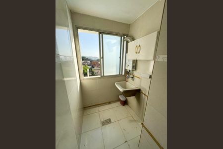 Apartamento à venda com 60m², 3 quartos e 1 vagaÁrea de Serviço