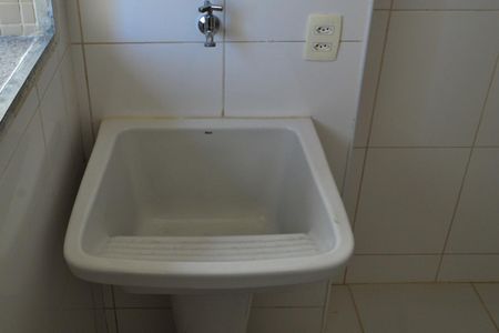 Apartamento à venda com 60m², 3 quartos e 1 vagaÁrea de Serviço