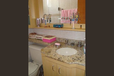 Apartamento para alugar com 95m², 4 quartos e 2 vagas Apartamento para alugar com 95m², 4 quartos e 2 vagasBanheiro