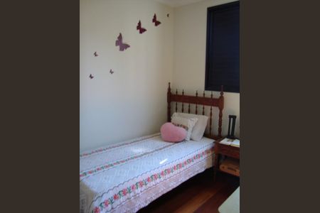 Apartamento para alugar com 95m², 4 quartos e 2 vagas Apartamento para alugar com 95m², 4 quartos e 2 vagasQuarto