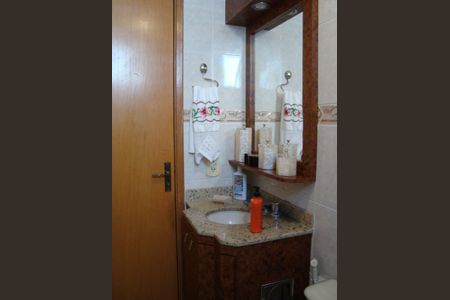 Apartamento para alugar com 95m², 4 quartos e 2 vagas Apartamento para alugar com 95m², 4 quartos e 2 vagasBanheiro