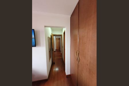 Apartamento para alugar com 95m², 4 quartos e 2 vagas Apartamento para alugar com 95m², 4 quartos e 2 vagasQuarto