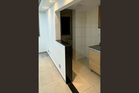 Apartamento à venda com 65m², 3 quartos e 1 vagaÁrea de Serviço