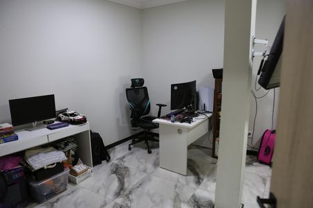 Casa à venda com 137m², 3 quartos e 1 vagaSuíte
