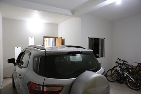 Garagem de casa à venda com 3 quartos, 137m² em Diamante, Belo Horizonte