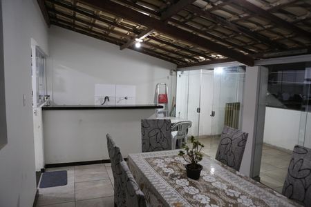 Área Externa de casa à venda com 3 quartos, 137m² em Diamante, Belo Horizonte