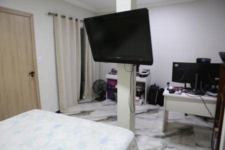 Casa à venda com 137m², 3 quartos e 1 vagaSuíte