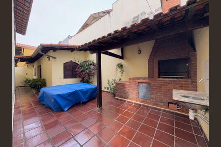 Casa à venda com 232m², 3 quartos e 4 vagasÁrea gourmet