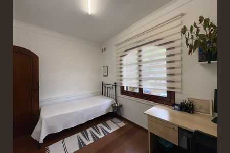 Casa à venda com 232m², 3 quartos e 4 vagasQuarto 1