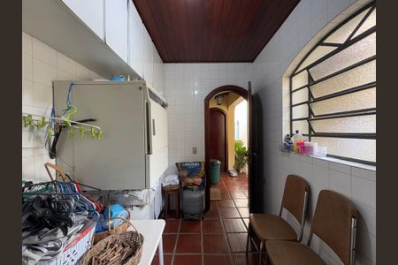 Casa à venda com 232m², 3 quartos e 4 vagasLavanderia