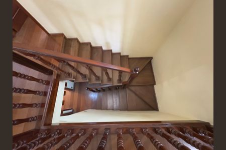 Casa à venda com 232m², 3 quartos e 4 vagasCorredor