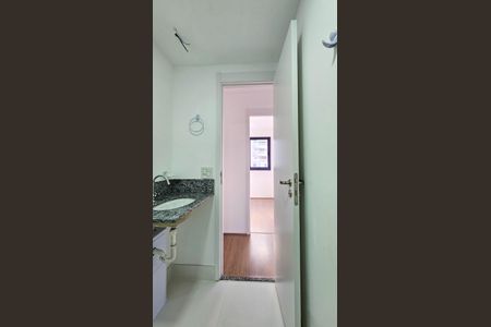 Apartamento à venda com 58m², 3 quartos e 1 vaga Apartamento à venda com 58m², 3 quartos e 1 vagaBanheiro 2