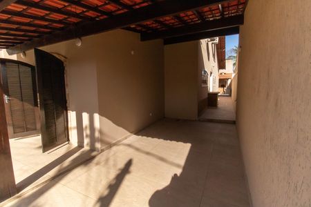 Casa à venda com 190m², 4 quartos e 2 vagasÁrea comum