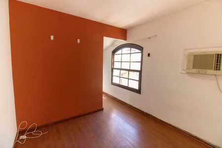 Casa à venda com 190m², 4 quartos e 2 vagasQuarto 2