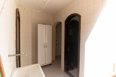 Casa à venda com 190m², 4 quartos e 2 vagasÁrea de Serviço