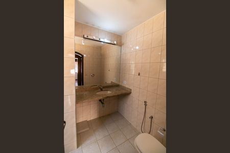 Casa à venda com 190m², 4 quartos e 2 vagasBanheiro da Suíte 2