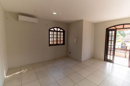 Casa à venda com 190m², 4 quartos e 2 vagasSuíte 1