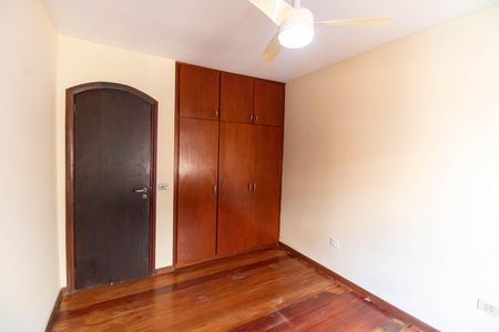 Casa à venda com 190m², 4 quartos e 2 vagasQuarto 1