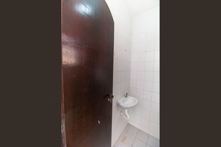Casa à venda com 190m², 4 quartos e 2 vagasBanheiro de Serviço