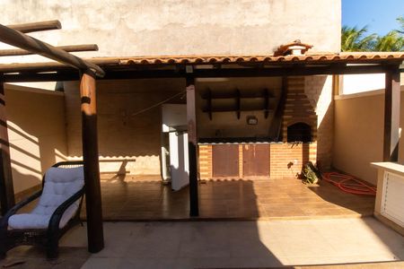 Casa à venda com 190m², 4 quartos e 2 vagasÁrea comum