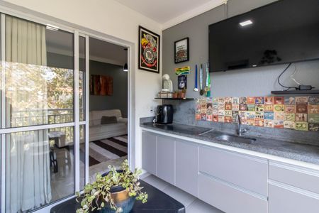 Apartamento à venda com 75m², 3 quartos e 1 vaga Apartamento à venda com 75m², 3 quartos e 1 vagaVaranda