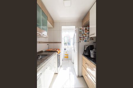 Apartamento para alugar com 46m², 2 quartos e 1 vaga Apartamento para alugar com 46m², 2 quartos e 1 vagaCozinha e Área de Serviço