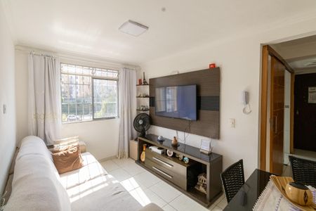Sala de apartamento para alugar com 2 quartos, 46m² em Vila Jacuí, São Paulo