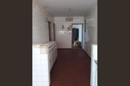 Casa à venda com 3 quartos, 206m² em Planalto Paulista, São Paulo