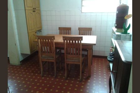 Casa à venda com 3 quartos, 206m² em Planalto Paulista, São Paulo