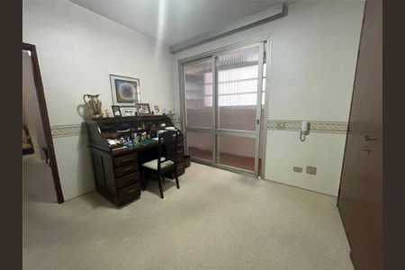 Apartamento para alugar com 330m², 3 quartos e 3 vagas