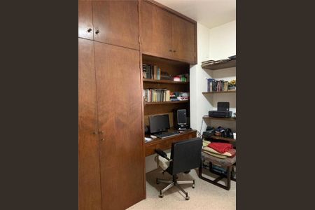 Apartamento para alugar com 330m², 3 quartos e 3 vagas