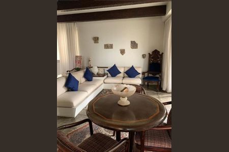 Apartamento para alugar com 330m², 3 quartos e 3 vagas