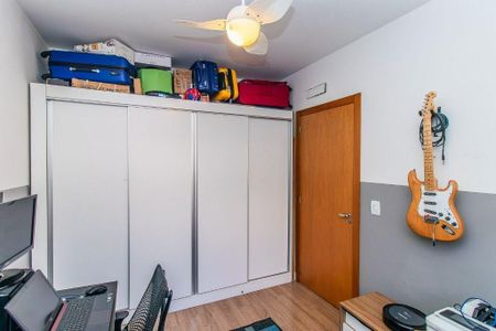 Apartamento à venda com 2 quartos, 73m² em São João, Porto Alegre