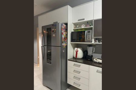 Casa à venda com 4 quartos, 250m² em Matapaca, Niterói