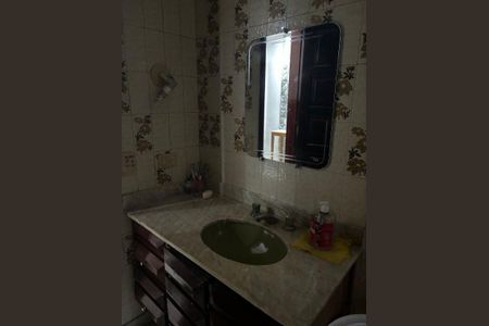 Casa à venda com 4 quartos, 250m² em Matapaca, Niterói