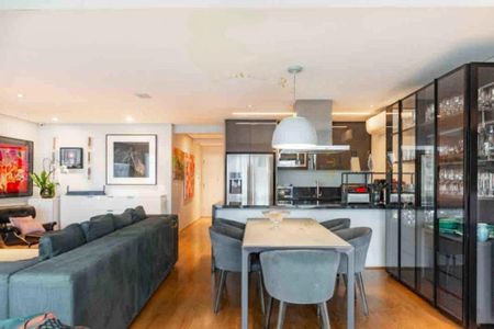 Apartamento para alugar com 160m², 2 quartos e 2 vagas