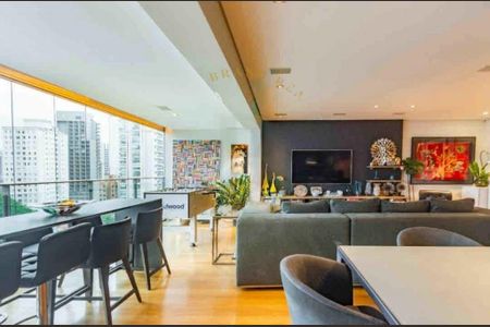 Apartamento para alugar com 160m², 2 quartos e 2 vagas