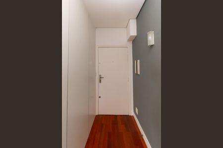 Apartamento à venda com 38m², 1 quarto e sem vaga Apartamento à venda com 38m², 1 quarto e sem vagaHall de entrada